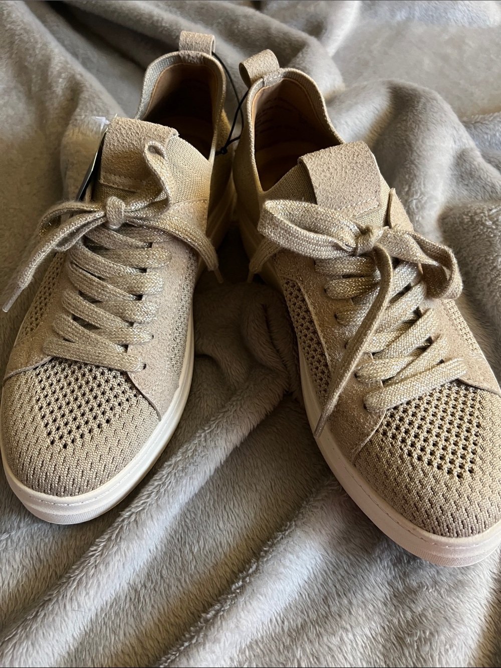 White Mountain Cloth Taupe, Glitter Shoestrings Women’s Size 10, new with tag